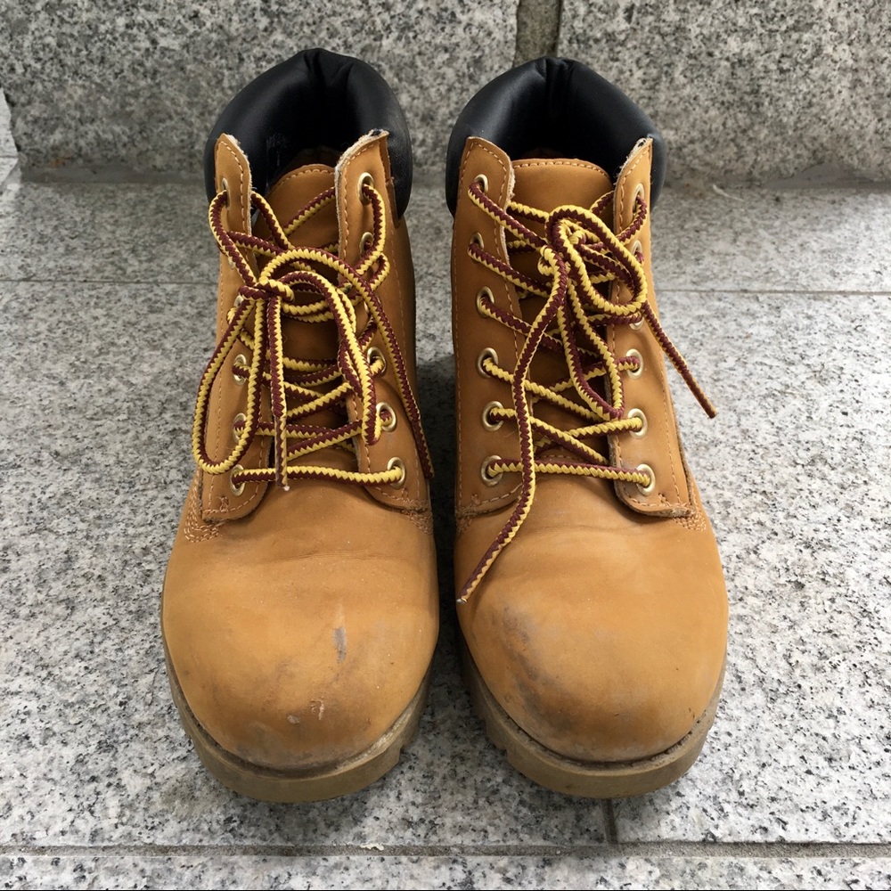 G21 Tan Lace Up Tucker Outdoor Hiking Boots Women’s Size 7